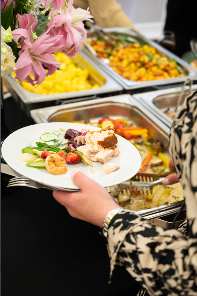 BUFFET-BANQUET.